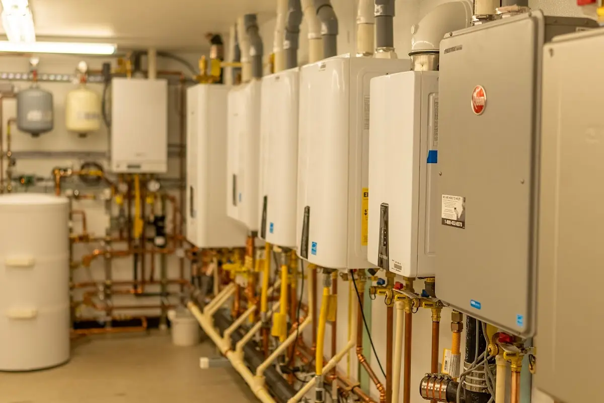 Plumbing services in Samoset, FL